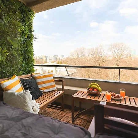 Royal Park With Wide Park View Terrace 公寓 *
