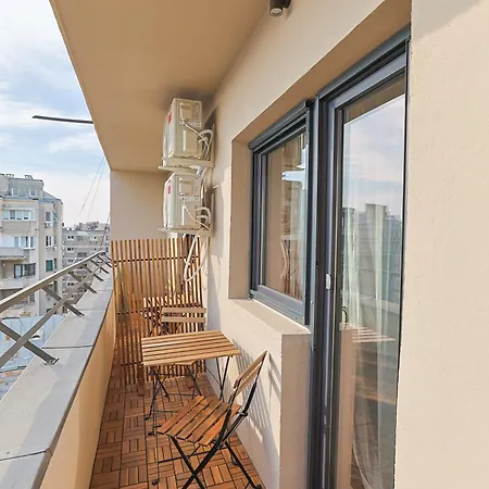 Royal Park With Wide Park View Terrace *